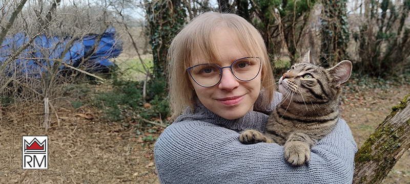 1(111)2026 | Między wierszami (Rajski ptaszku)